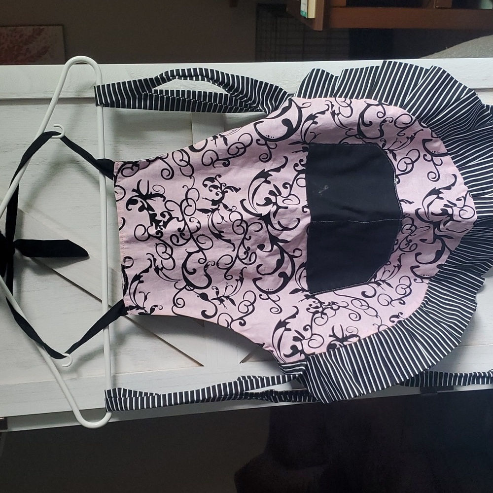 Child's Apron- pink and black